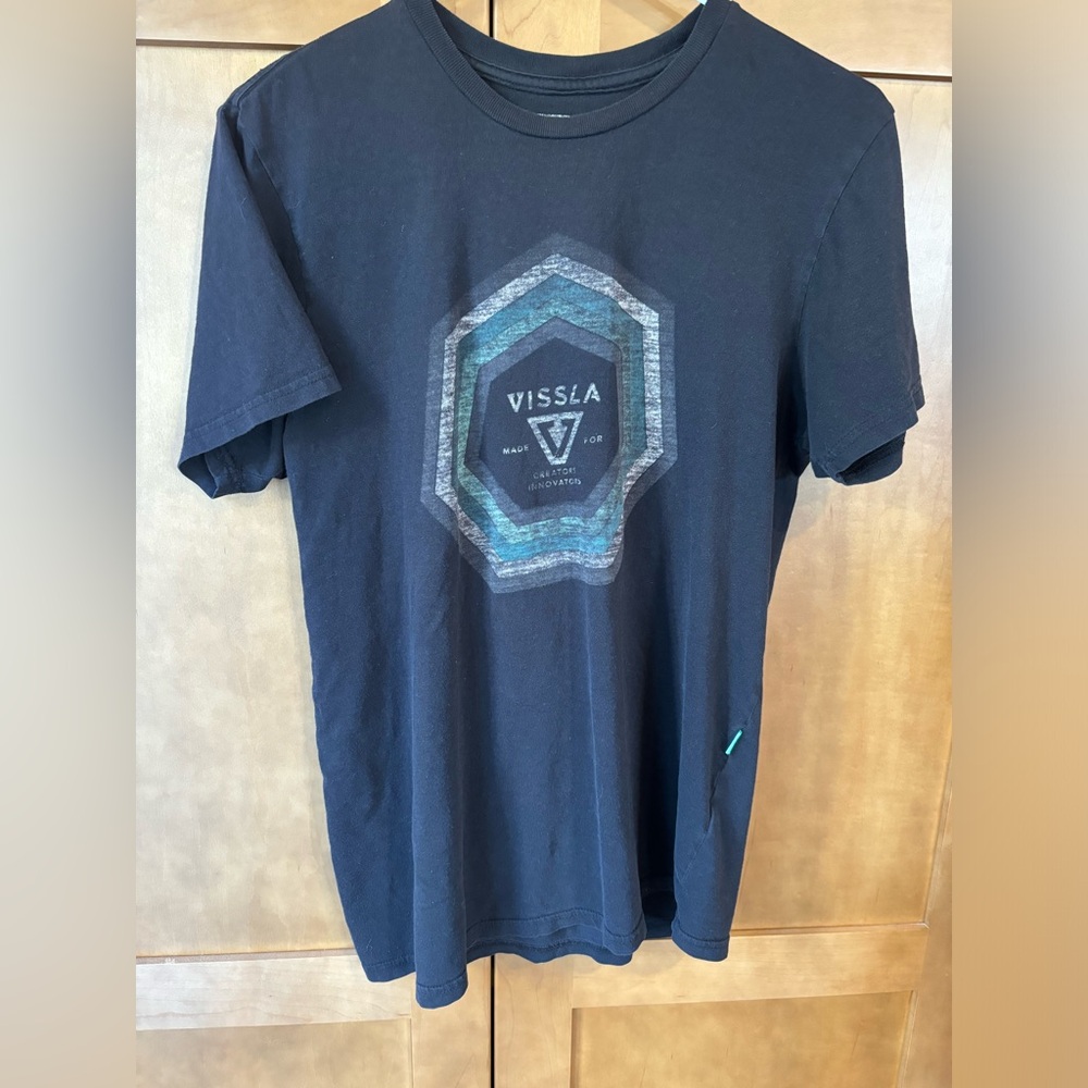 Vissla men’s medium tee